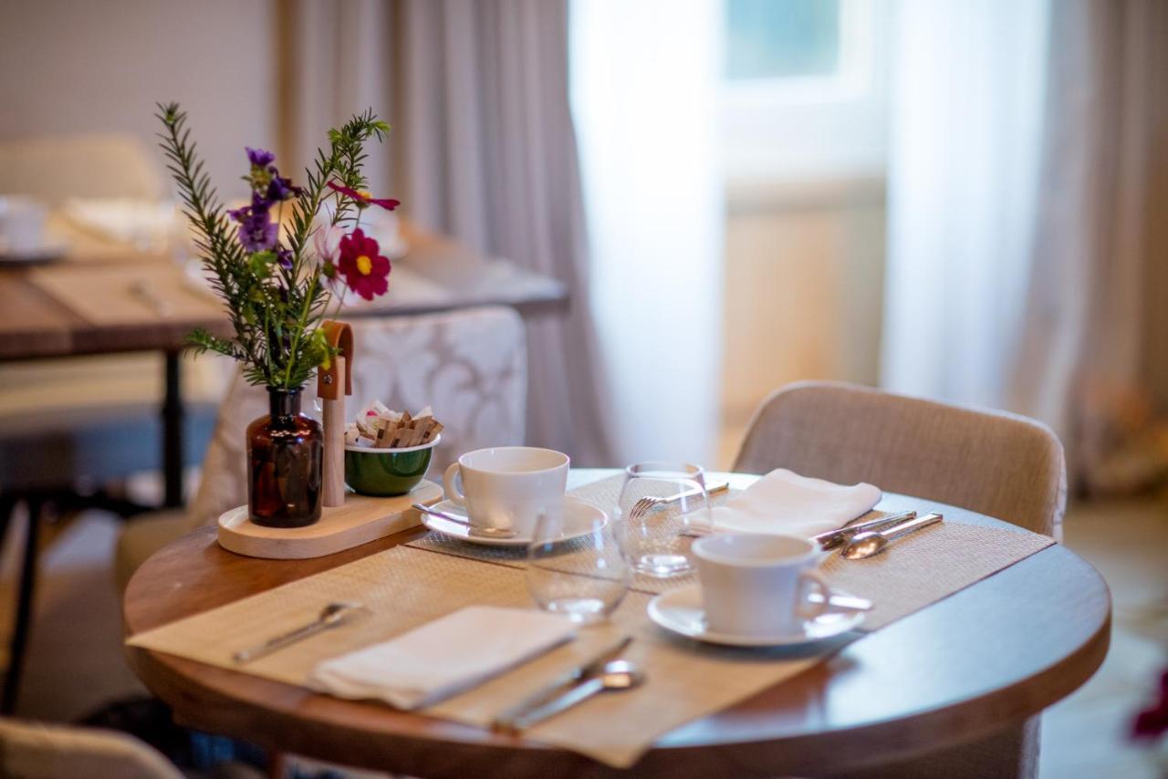 Hotel Domaine Des Etangs, Auberge Resorts Collection Massignac エクステリア 写真